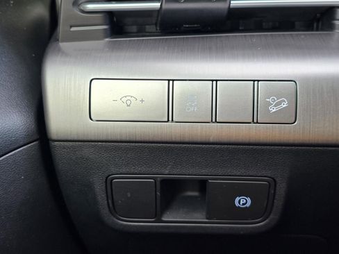 Certified 2024 Hyundai Kona SEL image 21