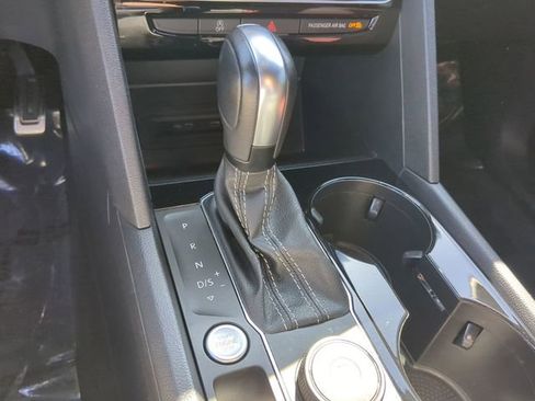 Certified 2022 Volkswagen Atlas Cross Sport SEL Premium R-Line image 29