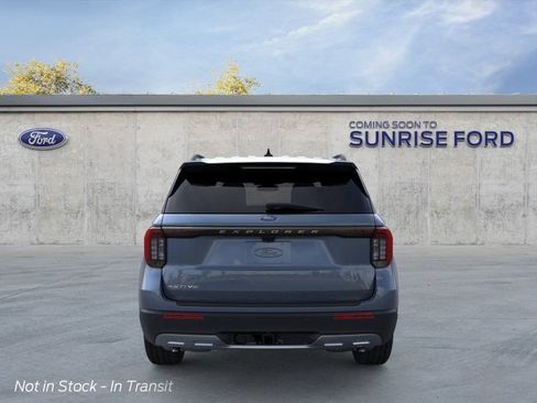 New 2026 Ford Explorer Active w/ Active Comfort Package RWD image 5