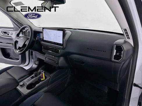 New 2025 Ford Bronco Sport Outer Banks w/ Outer Banks Tech Package+ AWD/4WD image 31