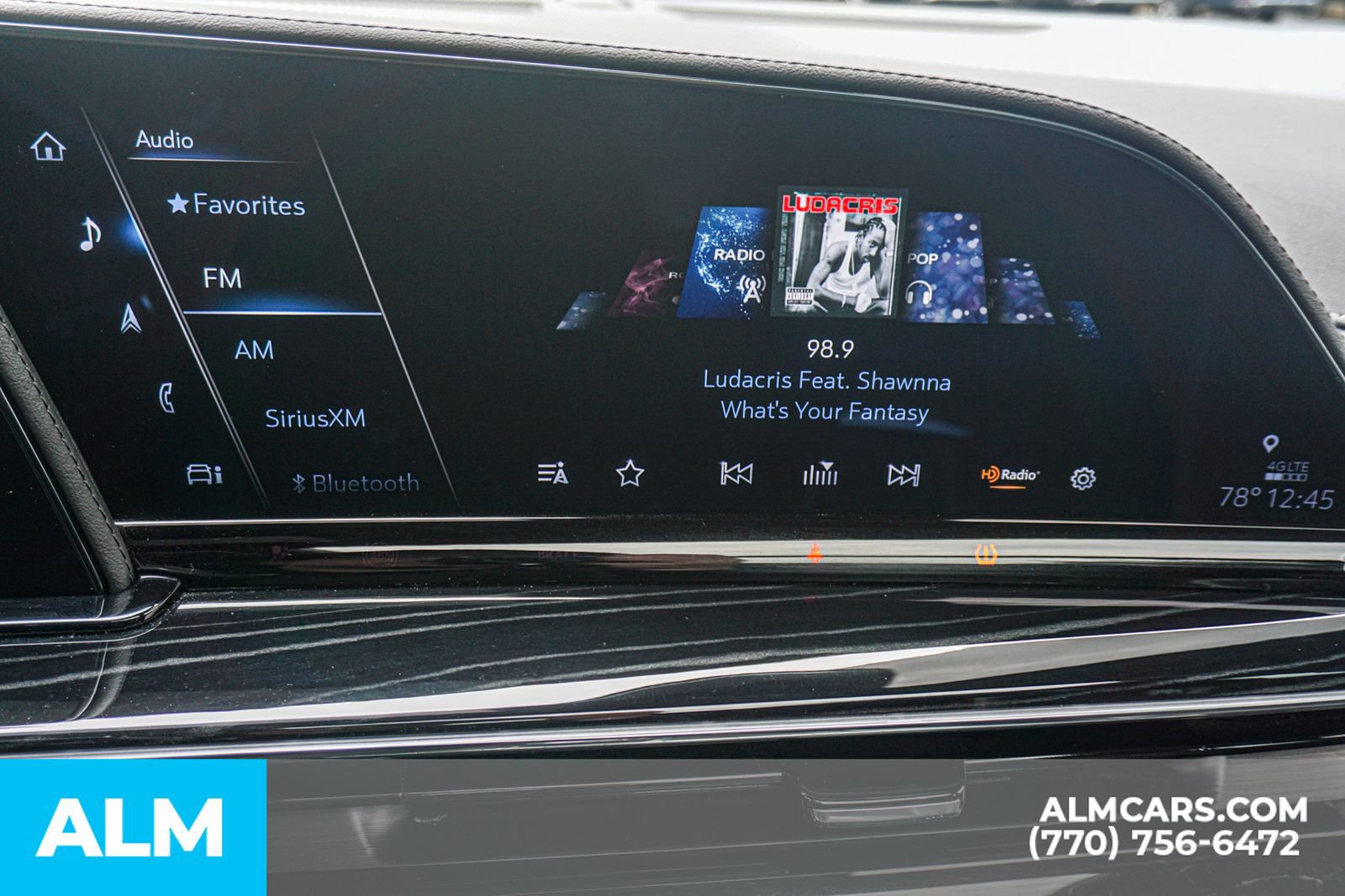 Used 2023 Cadillac Escalade ESV Sport w/ LPO, ONYX Package AWD/4WD image 43
