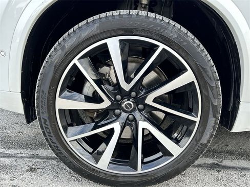 Certified 2023 Volvo XC90 B6 Plus w/ Protection Package Premier image 10