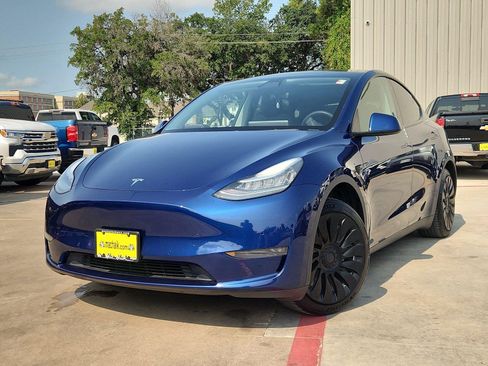 Used 2020 Tesla Model Y Long Range AWD/4WD image 6