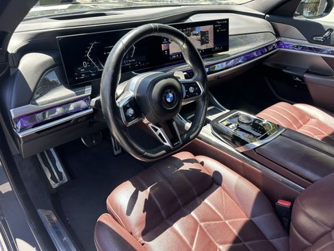 Used 2023 BMW 740i w/ Parking Assistance Package RWD image 19