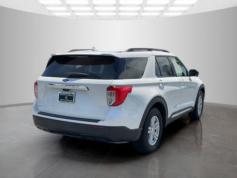 Used 2023 Ford Explorer XLT RWD image 6