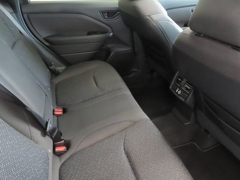 Used 2026 Subaru Forester Premium AWD/4WD image 24