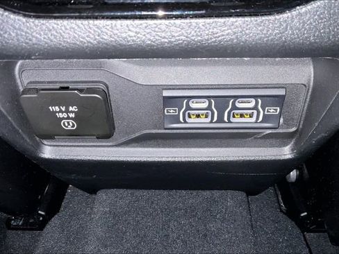 Used 2025 Jeep Grand Cherokee L Altitude image 26