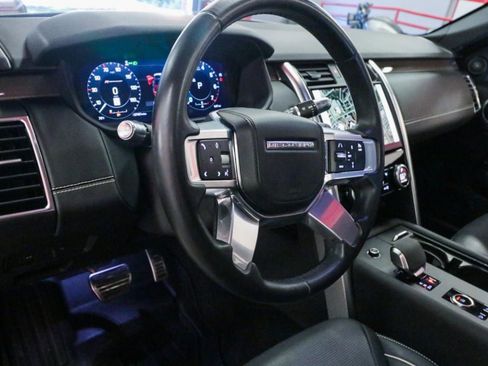 Used 2022 Land Rover Discovery HSE R-Dynamic image 14