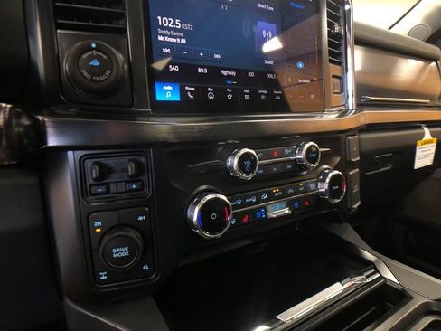 New 2026 Ford F350 Lariat w/ Black Appearance Package AWD/4WD image 17