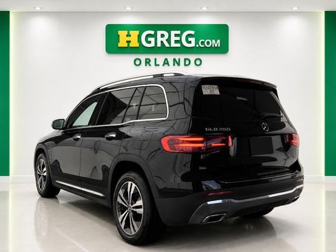 Used 2024 Mercedes-Benz GLB 250 image 2