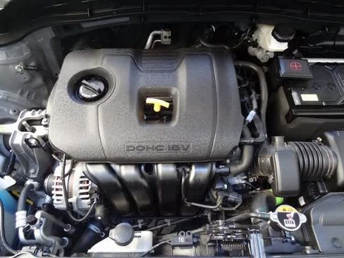 Used 2023 Kia Soul LX w/ LX Technology Package image 34