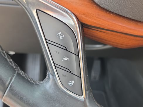 Used 2021 Cadillac XT5 Premium Luxury FWD image 26
