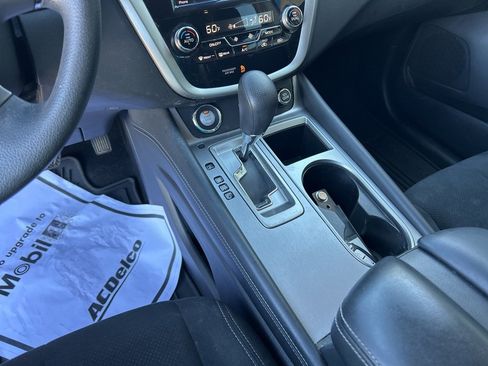 Used 2022 Nissan Murano S image 21