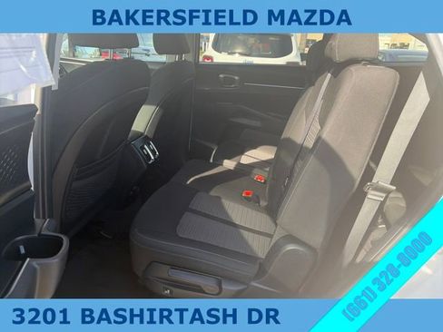 Used 2023 Kia Sorento LX image 17