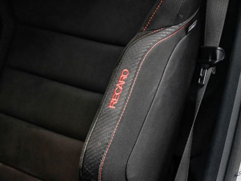 Used 2016 Ford Mustang Shelby GT350R w/ GT350R Equipment Group 920A image 39