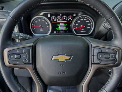 Used 2022 Chevrolet Silverado 1500 High Country w/ Z71 Off-Road Package AWD/4WD image 35