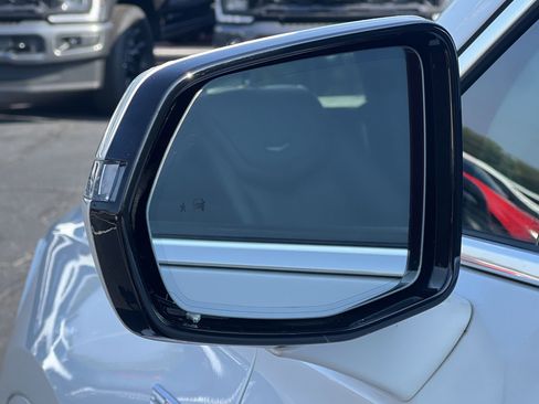 Used 2022 Cadillac XT6 Premium Luxury w/ Technology Package image 35