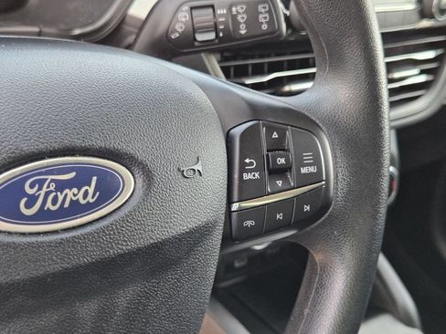 Used 2025 Ford Escape Active AWD/4WD image 18