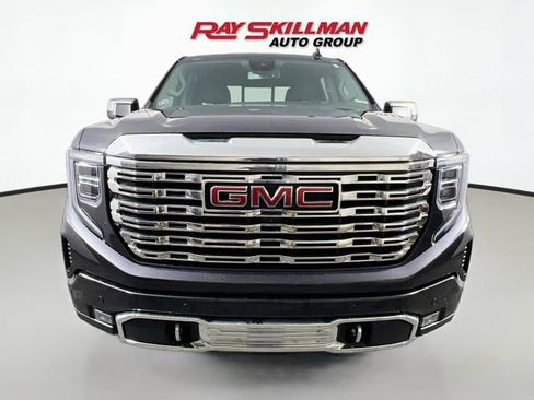 Used 2022 GMC Sierra 1500 Denali AWD/4WD image 2