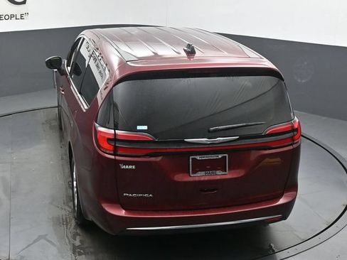 Used 2023 Chrysler Pacifica Touring-L FWD image 59