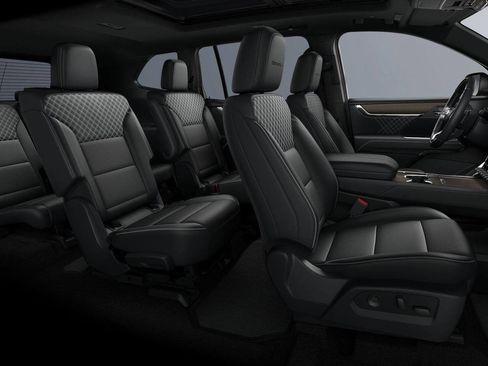 New 2026 GMC Acadia Denali FWD image 8