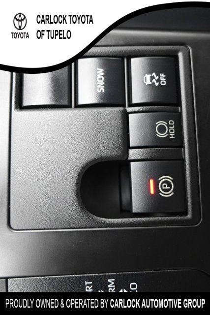 Used 2024 Toyota Highlander XSE FWD image 40