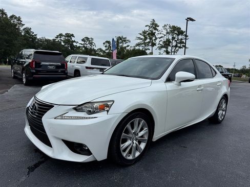 Used 2015 Lexus IS 250 RWD image 4