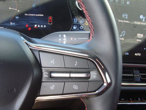 Used 2025 Chevrolet Equinox EV RS image 14