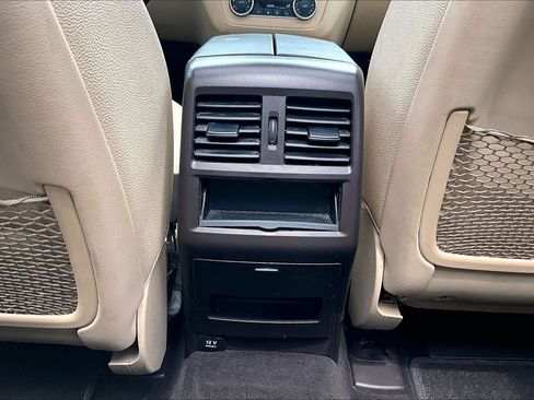 Certified 2016 Mercedes-Benz GLE 350 w/ Parking Assist Package image 34