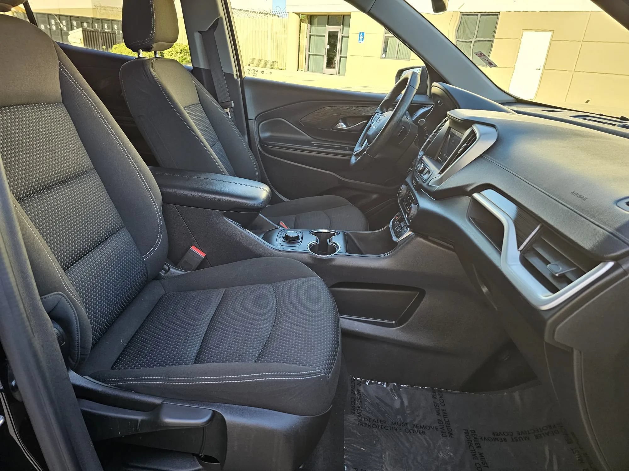 Used 2024 GMC Terrain SLE FWD image 16