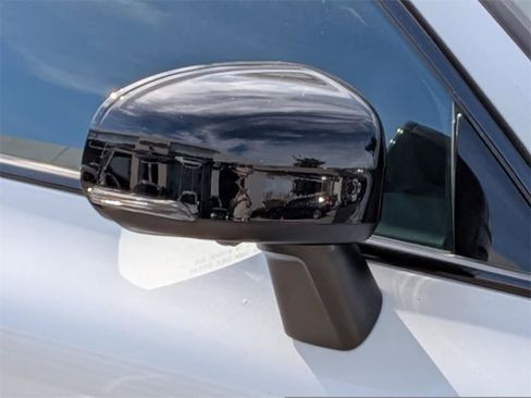 New 2024 Volvo XC60 T8 Plus w/ Protection Package Premier image 17