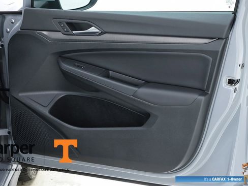 Used 2025 Volkswagen GTI Autobahn FWD image 31