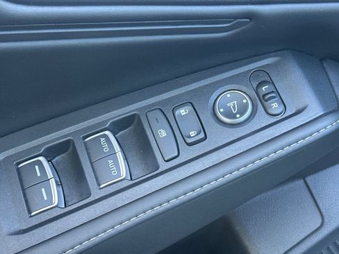 Used 2024 Honda Accord Sport image 13