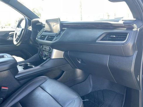 Used 2024 Chevrolet Tahoe LT w/ Luxury Package RWD image 28