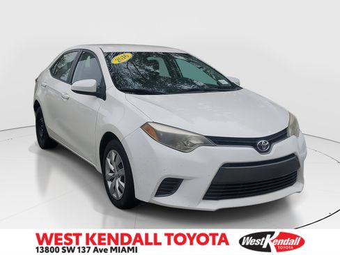 Used 2016 Toyota Corolla LE image 1
