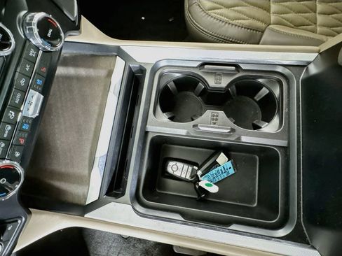 Used 2025 Ford F350 Platinum w/ Platinum Plus Package AWD/4WD image 22