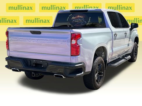 Used 2019 Chevrolet Silverado 1500 Custom Trail Boss w/ Custom Convenience Package AWD/4WD image 4