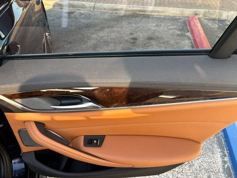 Used 2019 BMW M550i xDrive w/ Premium Package 2 image 51