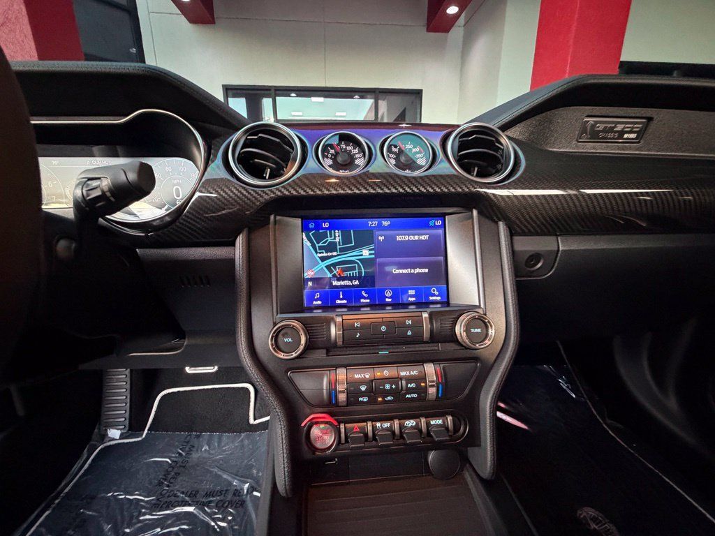 Used 2021 Ford Mustang Shelby GT500 w/ Technology Package RWD image 24
