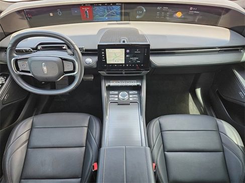 Certified 2024 Lincoln Nautilus Premier w/ Equipment Group 102A image 25