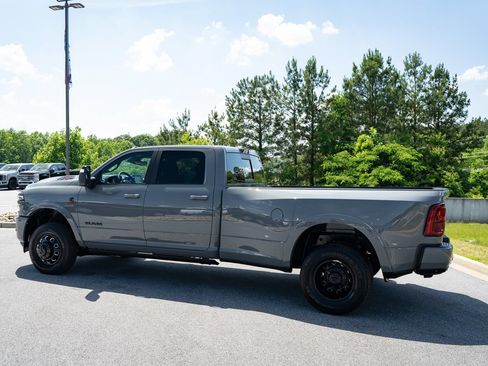 New 2026 RAM 3500 Limited AWD/4WD image 14