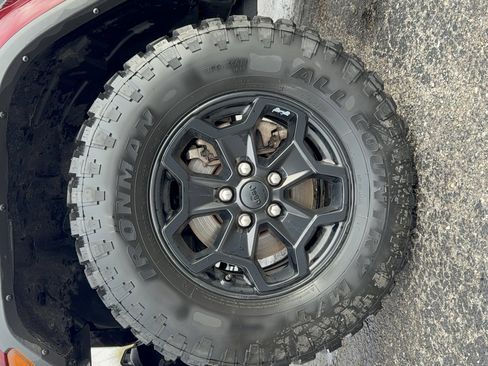 Used 2021 Jeep Gladiator Sport AWD/4WD image 9