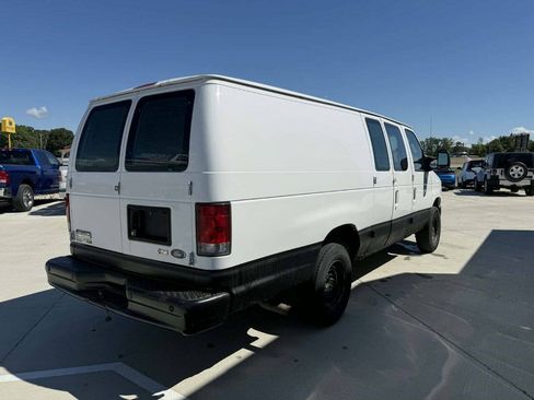 Used 2014 Ford E-350 and Econoline 350 Extended Super Duty RWD image 6