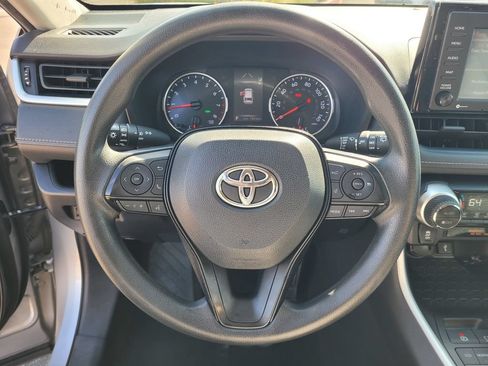 Used 2021 Toyota RAV4 XLE FWD image 18