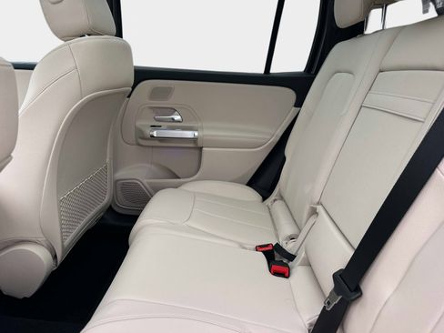 New 2026 Mercedes-Benz GLB 250 250 SUV image 13