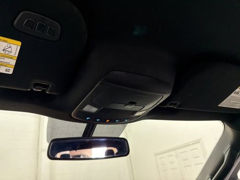 Used 2019 Ford Expedition XLT image 29