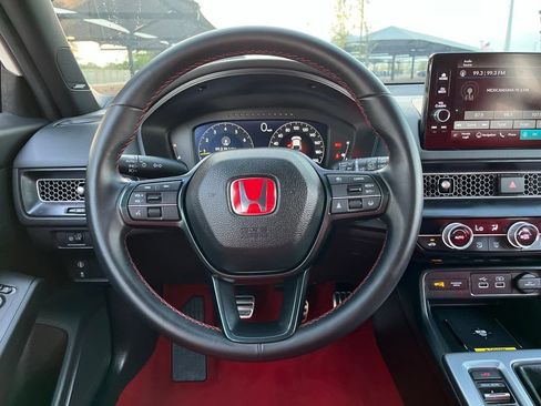 Used 2025 Honda Civic Type R image 17