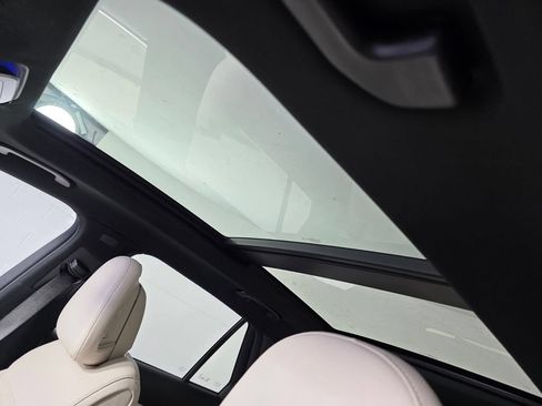 Certified 2023 Mercedes-Benz GLC 300 4MATIC image 12