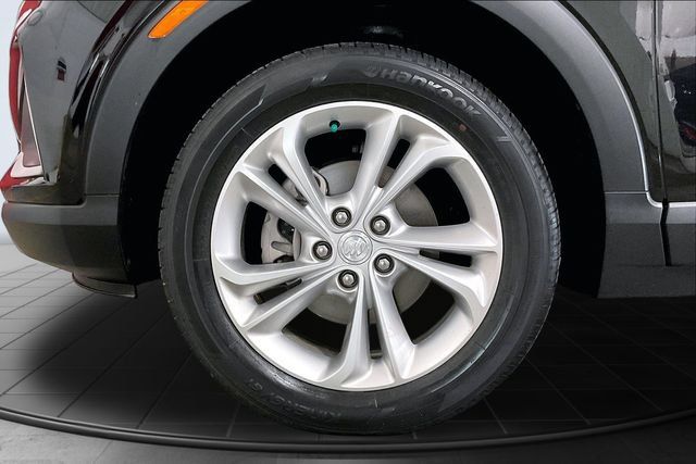 Used 2022 Buick Encore GX Preferred w/ Cold Weather Comfort Package AWD/4WD image 9