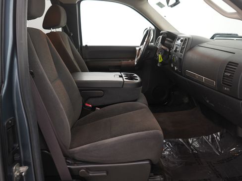Used 2008 Chevrolet Silverado 1500 LT w/ Power Pack Plus image 13